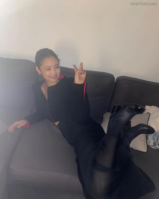 Jennie  BLΛƆKPIИK (Blackpink) photo 17 of 3632