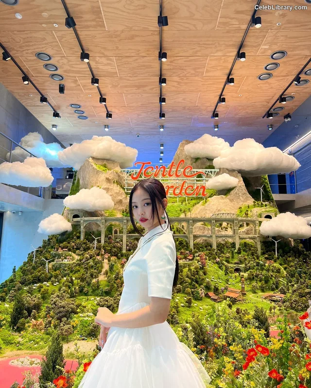 Jennie  BLΛƆKPIИK (Blackpink) photo 19 of 3632