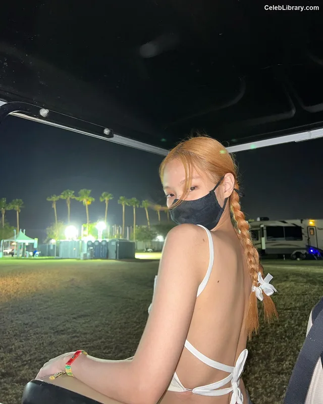 Jennie BLΛƆKPIИK (Blackpink) photo 2 of 3632