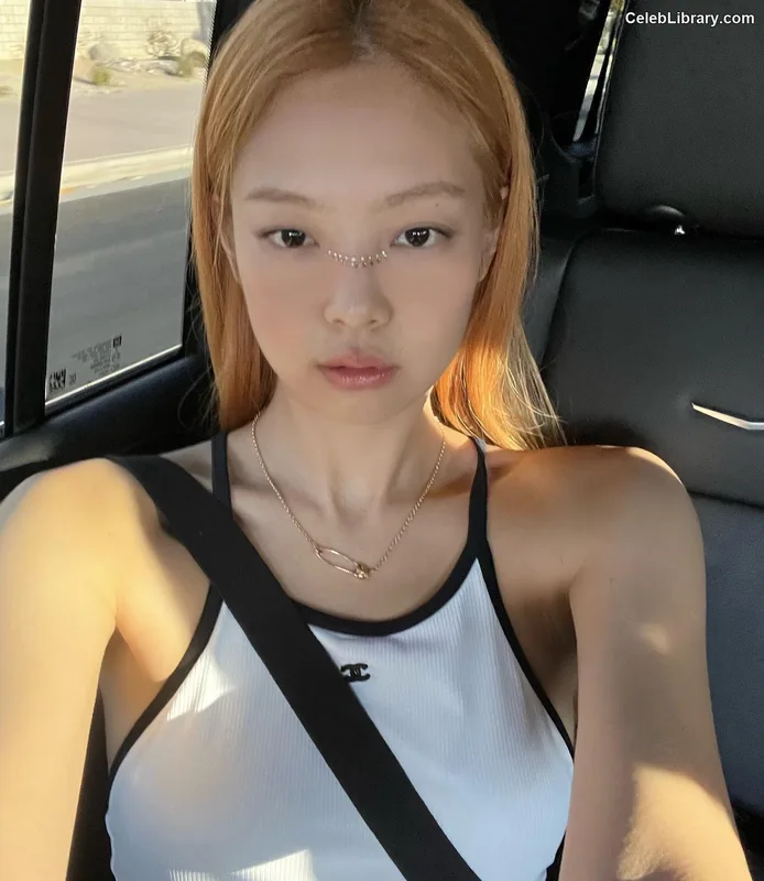 Jennie BLΛƆKPIИK (Blackpink) photo 7 of 3632