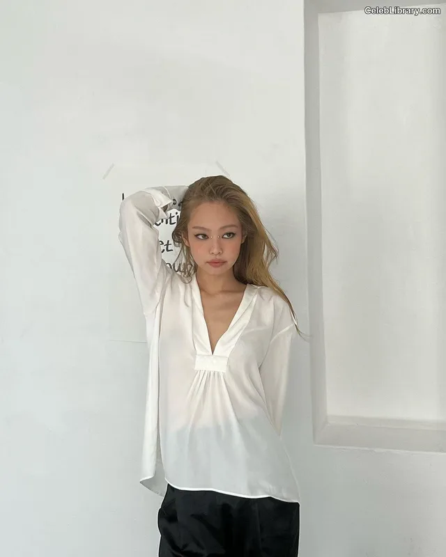 Jennie BLΛƆKPIИK (Blackpink) photo 6 of 3632