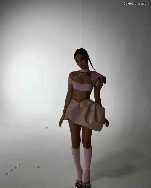 Jennie BLΛƆKPIИK (Blackpink) photo 10 of 3632