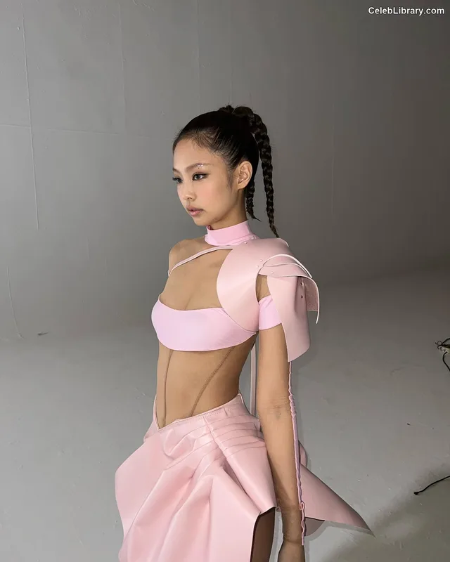 Jennie BLΛƆKPIИK (Blackpink) photo 14 of 3632