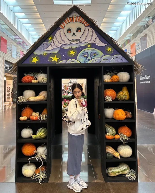 Jennie BLΛƆKPIИK (Blackpink) photo 7 of 3632