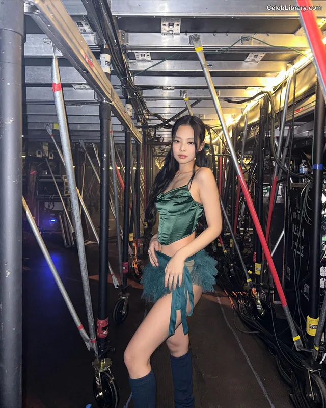 Jennie BLΛƆKPIИK (Blackpink) photo 17 of 3632