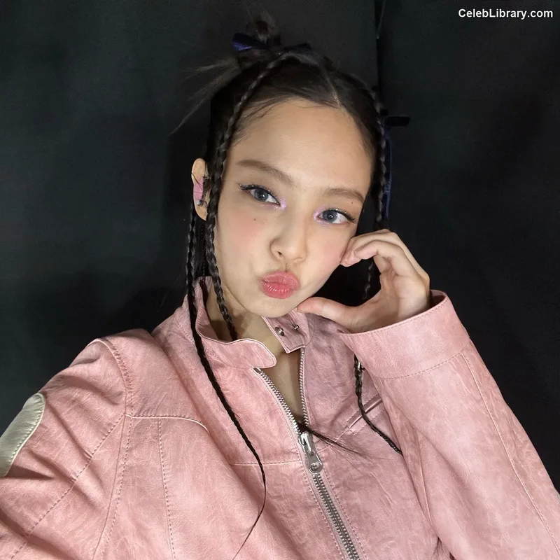 Jennie BLΛƆKPIИK (Blackpink) photo 4 of 3632