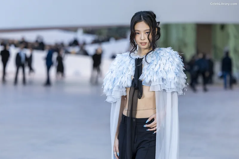 Jennie BLΛƆKPIИK (Blackpink) photo 18 of 3632