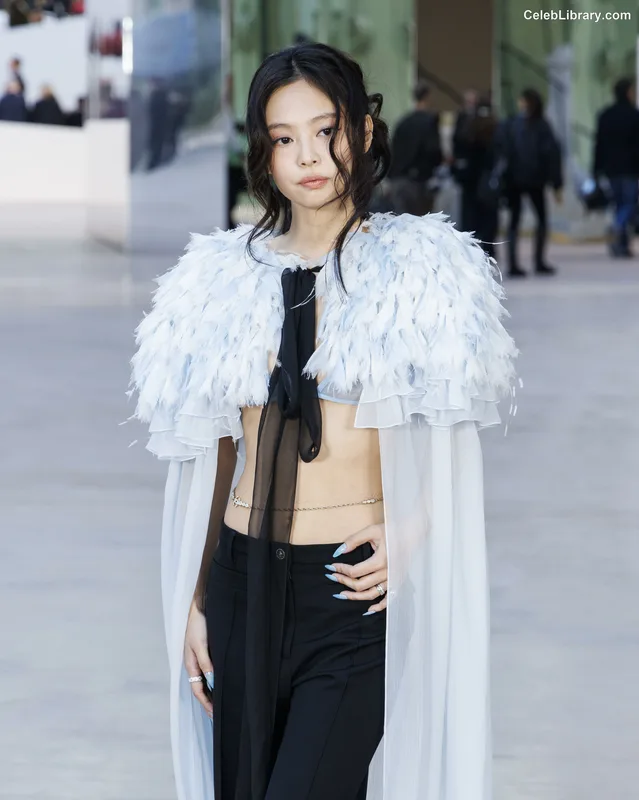 Jennie BLΛƆKPIИK (Blackpink) photo 22 of 3632