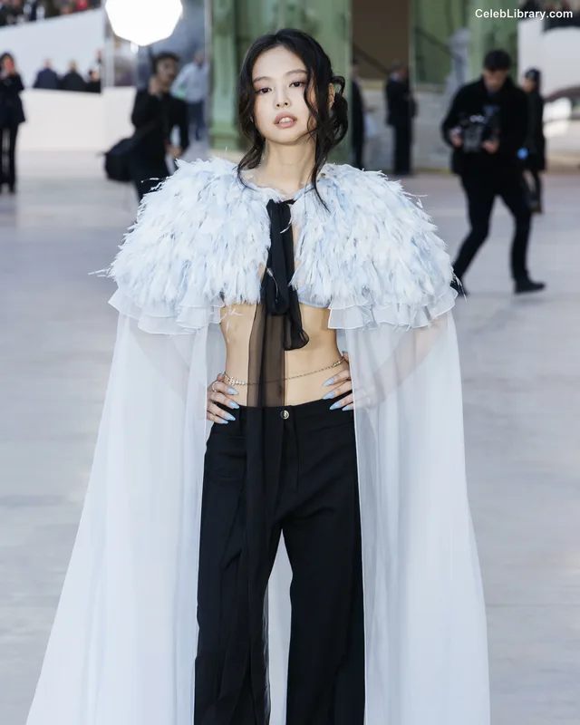 Jennie BLΛƆKPIИK (Blackpink) photo 23 of 3632