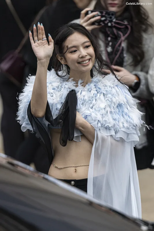 Jennie  BLΛƆKPIИK (Blackpink) photo 9 of 3632