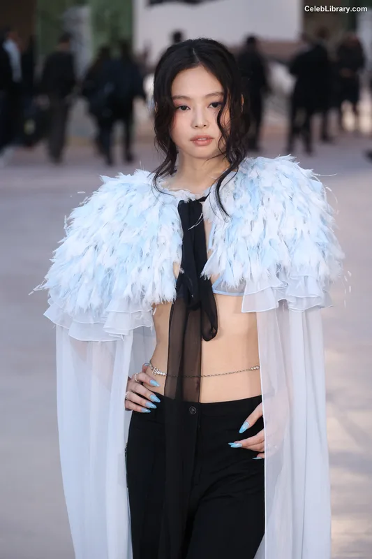 Jennie  BLΛƆKPIИK (Blackpink) photo 19 of 3632