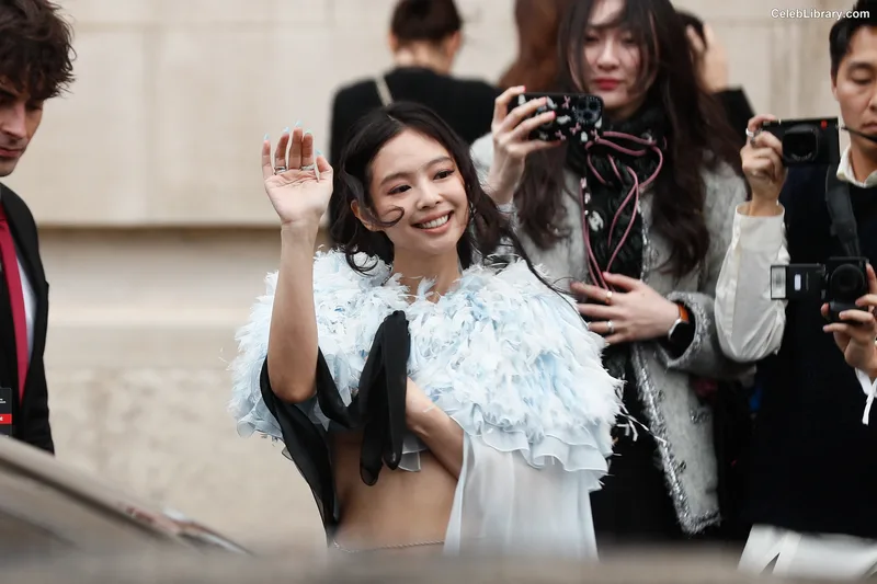 Jennie  BLΛƆKPIИK (Blackpink) photo 15 of 3632