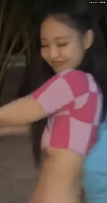Jennie BLΛƆKPIИK (Blackpink) photo 6 of 3632