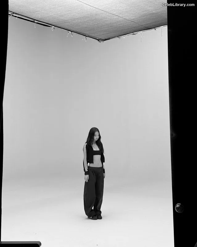 Jennie BLΛƆKPIИK (Blackpink) photo 3 of 3632
