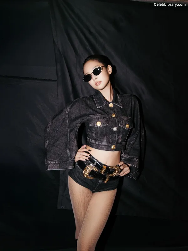 Jennie  BLΛƆKPIИK (Blackpink) photo 8 of 3632