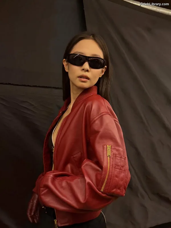 Jennie  BLΛƆKPIИK (Blackpink) photo 9 of 3632