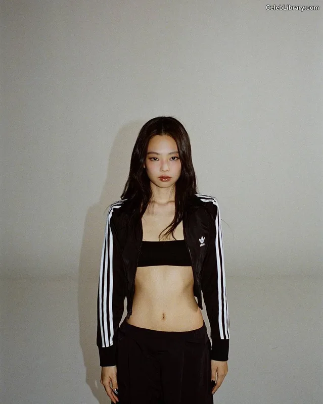 Jennie  BLΛƆKPIИK (Blackpink) photo 23 of 3632