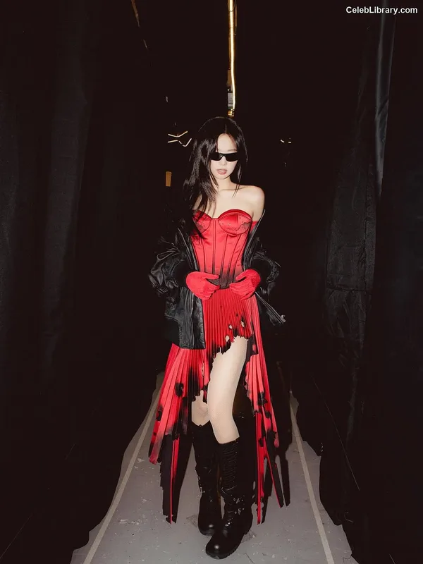 Jennie  BLΛƆKPIИK (Blackpink) photo 24 of 3632