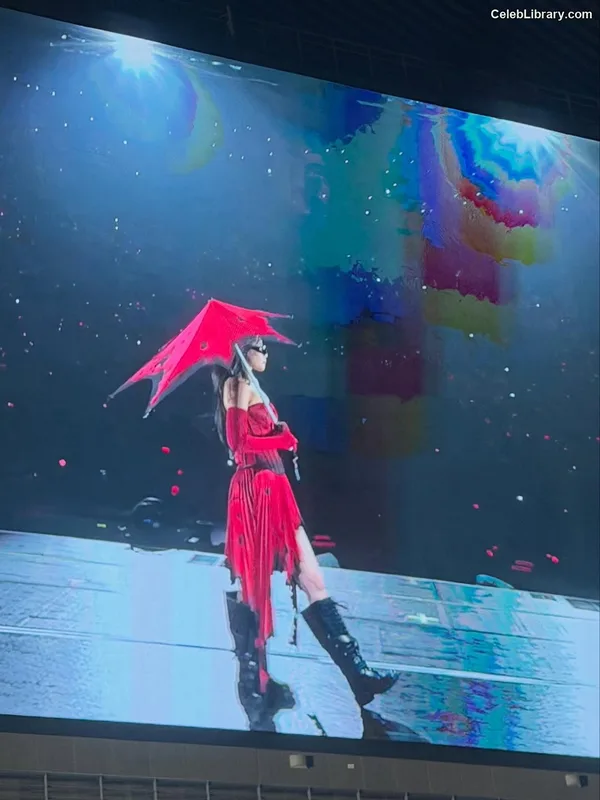 Jennie  BLΛƆKPIИK (Blackpink) photo 1 of 3632