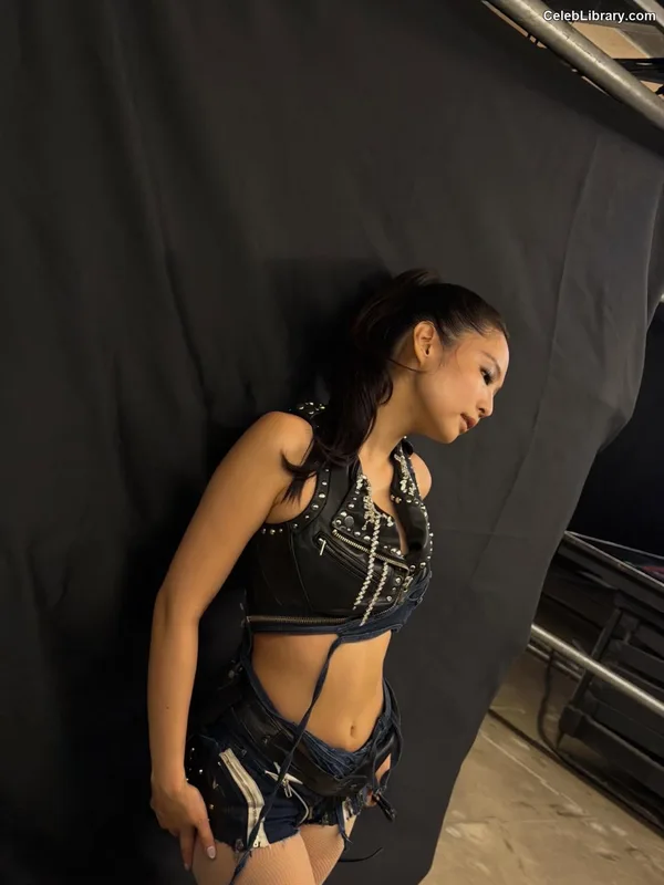 Jennie  BLΛƆKPIИK (Blackpink) photo 13 of 3632