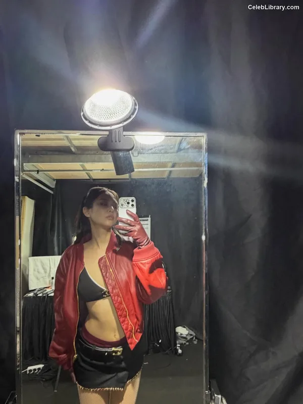 Jennie  BLΛƆKPIИK (Blackpink) photo 2 of 3632