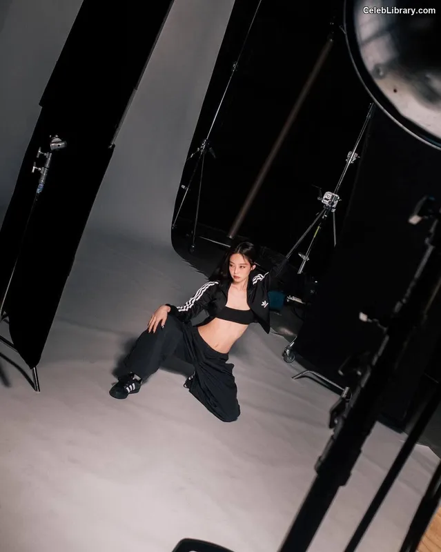 Jennie  BLΛƆKPIИK (Blackpink) photo 7 of 3632