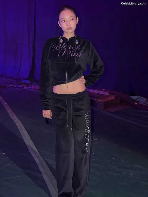Jennie  BLΛƆKPIИK (Blackpink) photo 15 of 3632