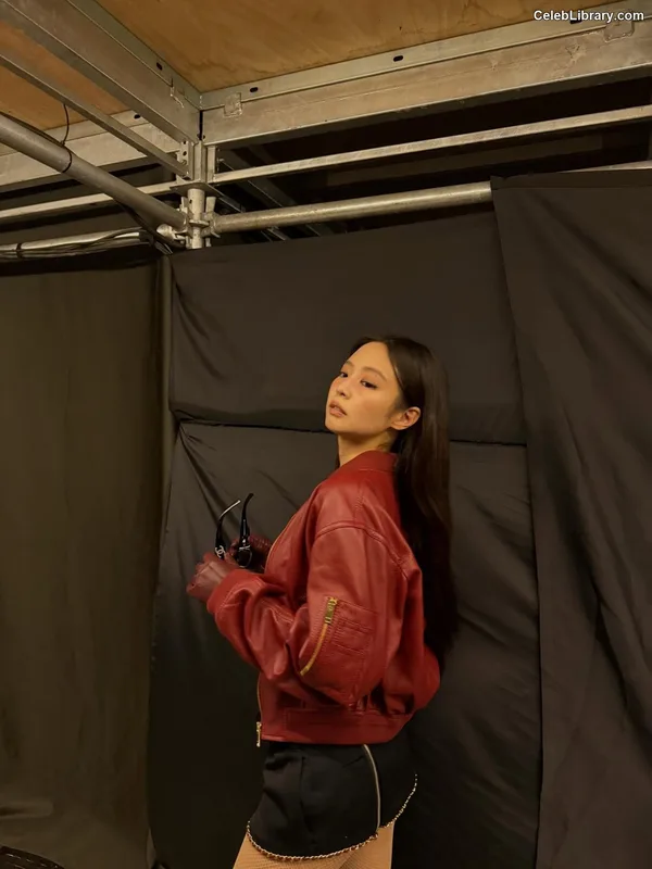 Jennie  BLΛƆKPIИK (Blackpink) photo 21 of 3632