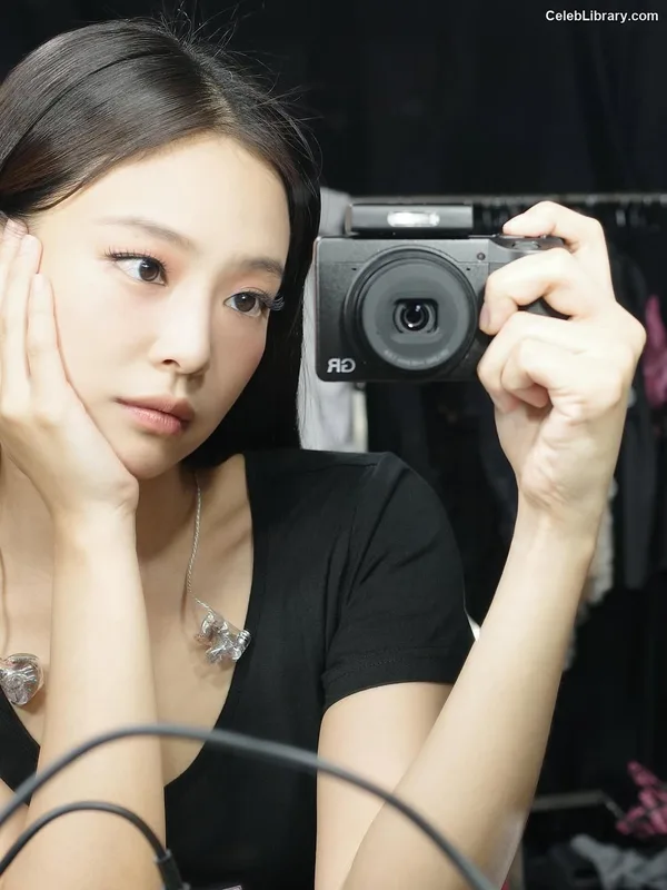 Jennie  BLΛƆKPIИK (Blackpink) photo 12 of 3632