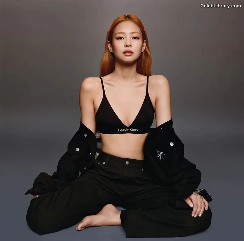 Jennie  BLΛƆKPIИK (Blackpink) photo 10 of 3632