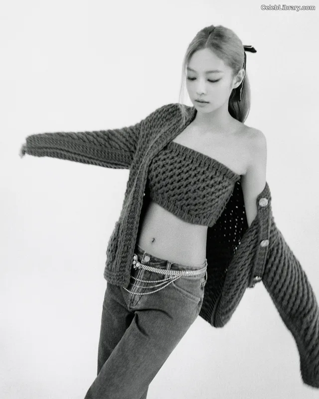 Jennie  BLΛƆKPIИK (Blackpink) photo 11 of 3632