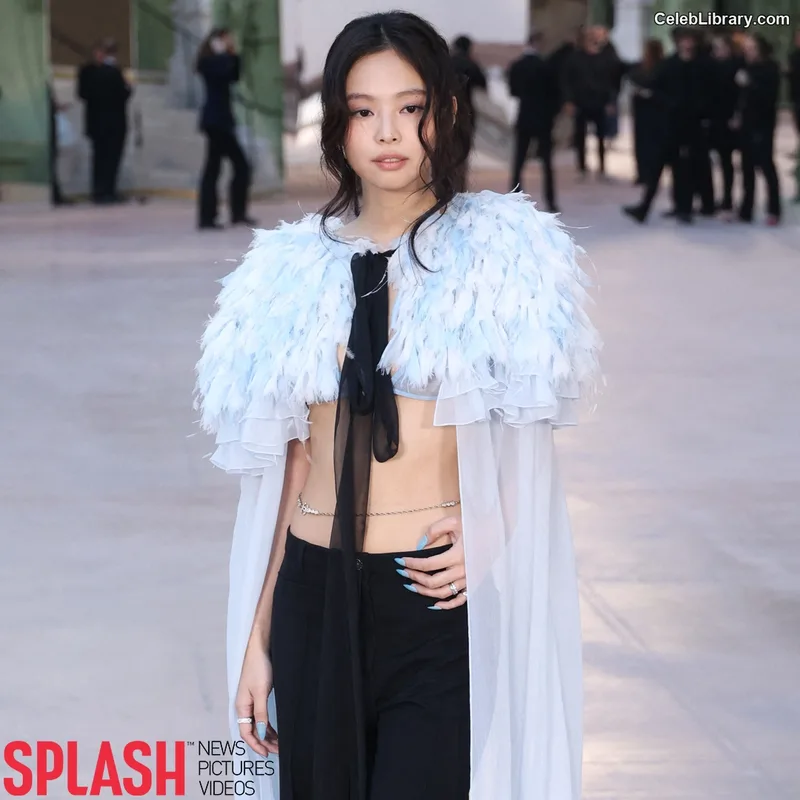 Jennie BLΛƆKPIИK (Blackpink) photo 17 of 3632