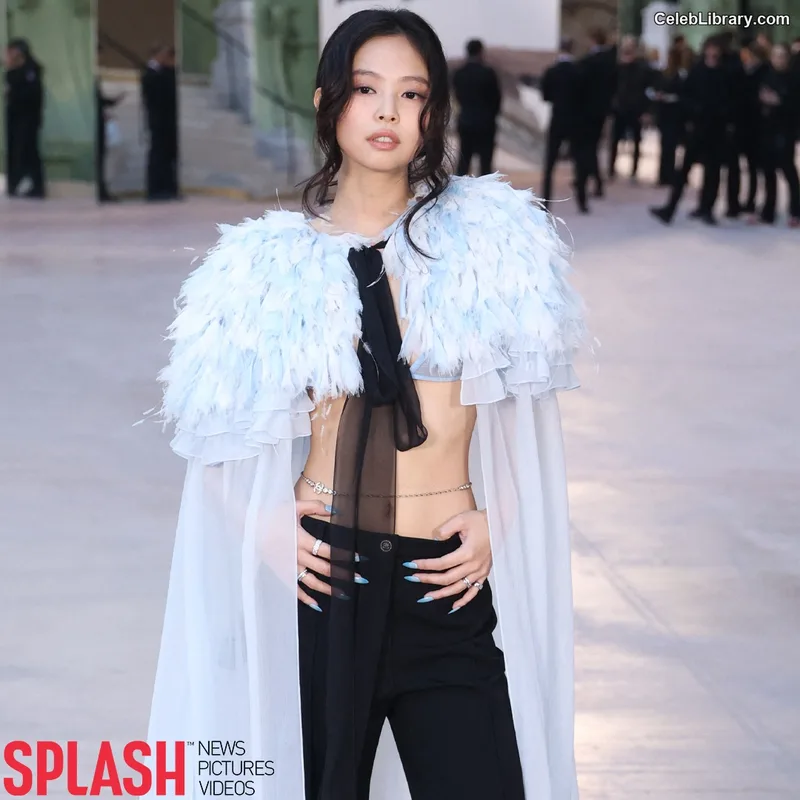 Jennie BLΛƆKPIИK (Blackpink) photo 18 of 3632
