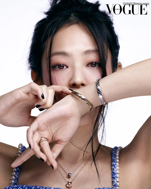 Jennie BLΛƆKPIИK (Blackpink) photo 6 of 3632