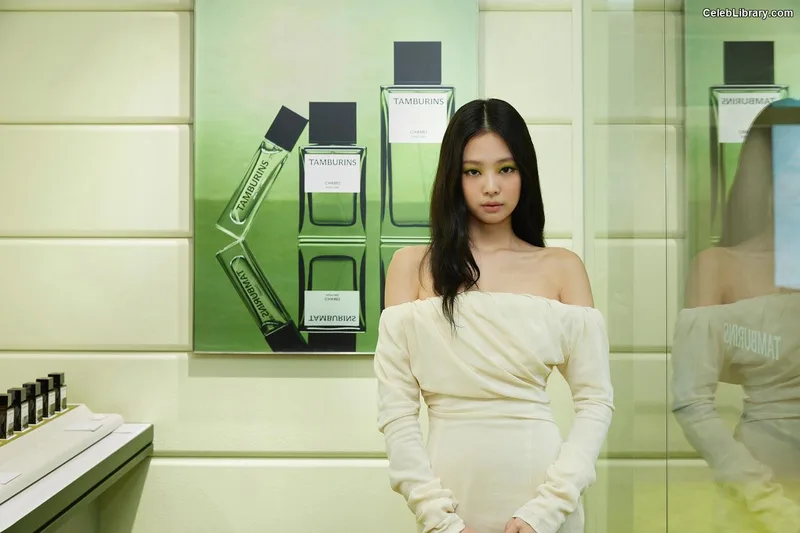 Jennie BLΛƆKPIИK (Blackpink) photo 16 of 3632