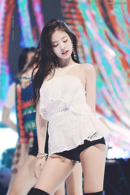 Jennie BLΛƆKPIИK (Blackpink) photo 7 of 3632