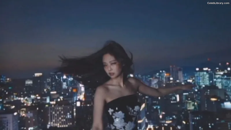 Jennie  BLΛƆKPIИK (Blackpink) photo 16 of 3632
