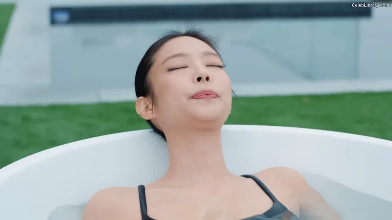 Jennie  BLΛƆKPIИK (Blackpink) photo 19 of 3632