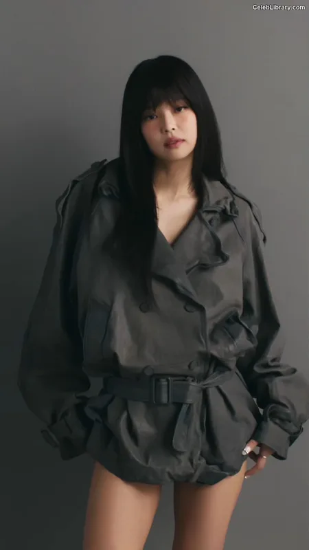 Jennie  BLΛƆKPIИK (Blackpink) photo 1 of 3632