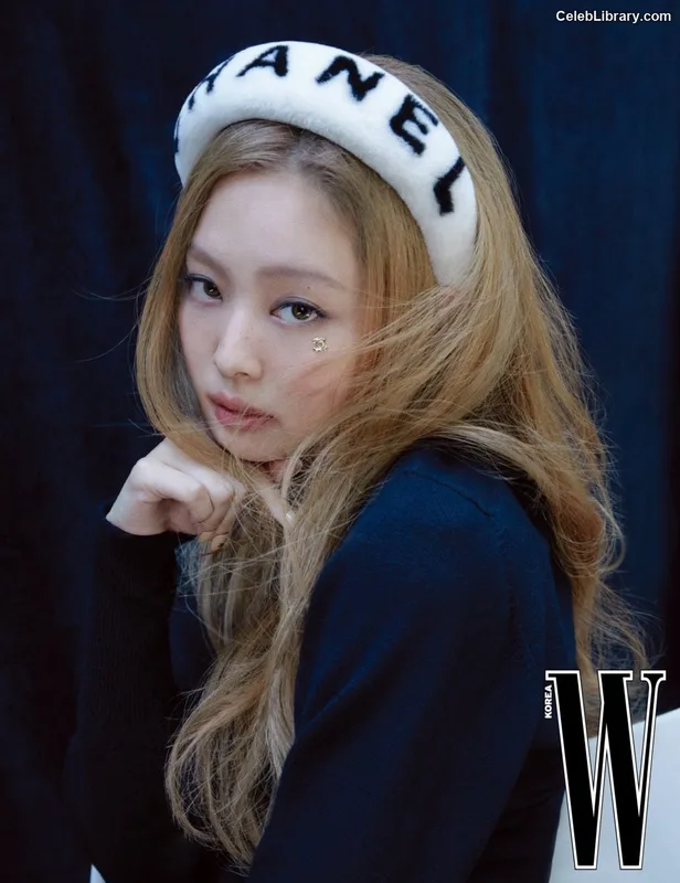 Jennie  BLΛƆKPIИK (Blackpink) photo 2 of 3632