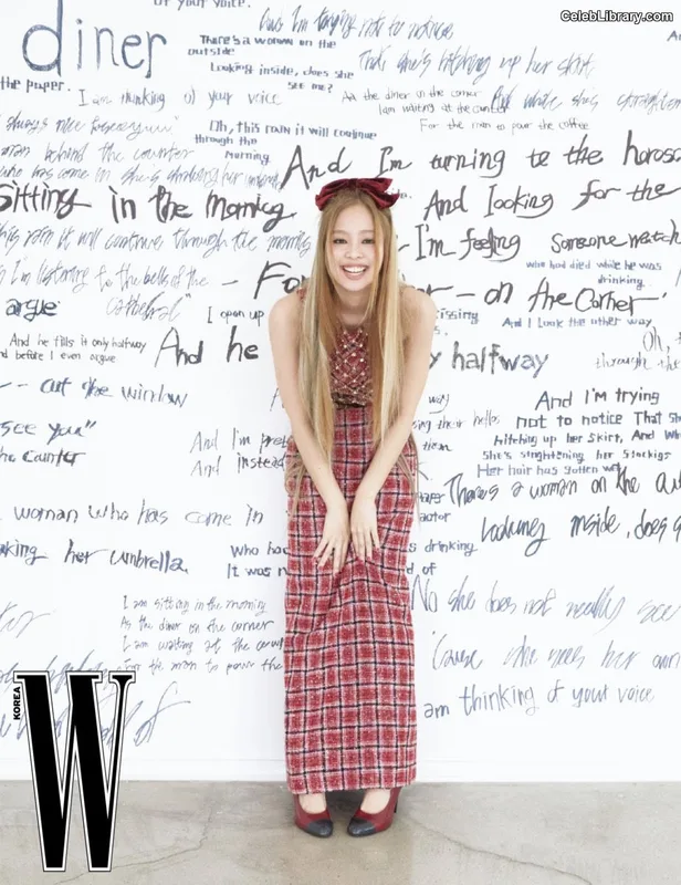 Jennie  BLΛƆKPIИK (Blackpink) photo 8 of 3632