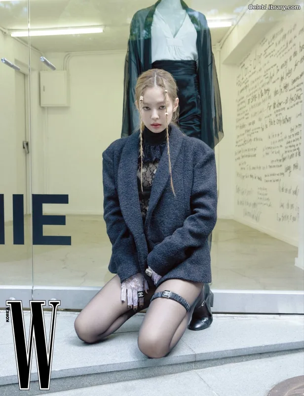 Jennie  BLΛƆKPIИK (Blackpink) photo 12 of 3632