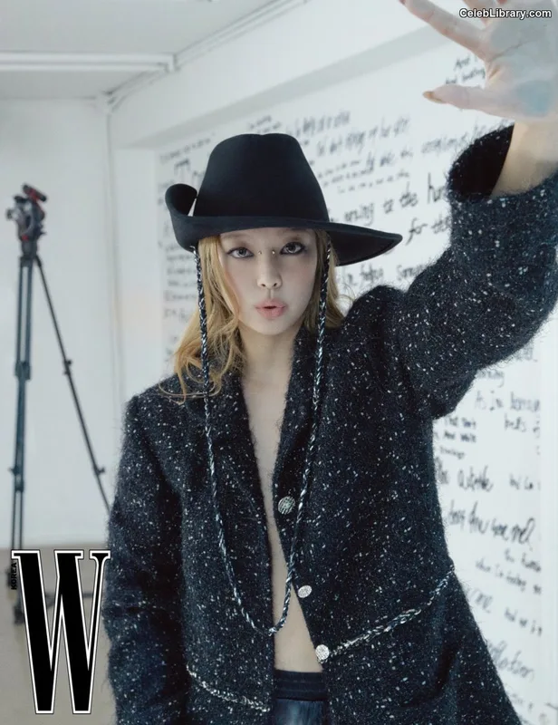 Jennie  BLΛƆKPIИK (Blackpink) photo 19 of 3632