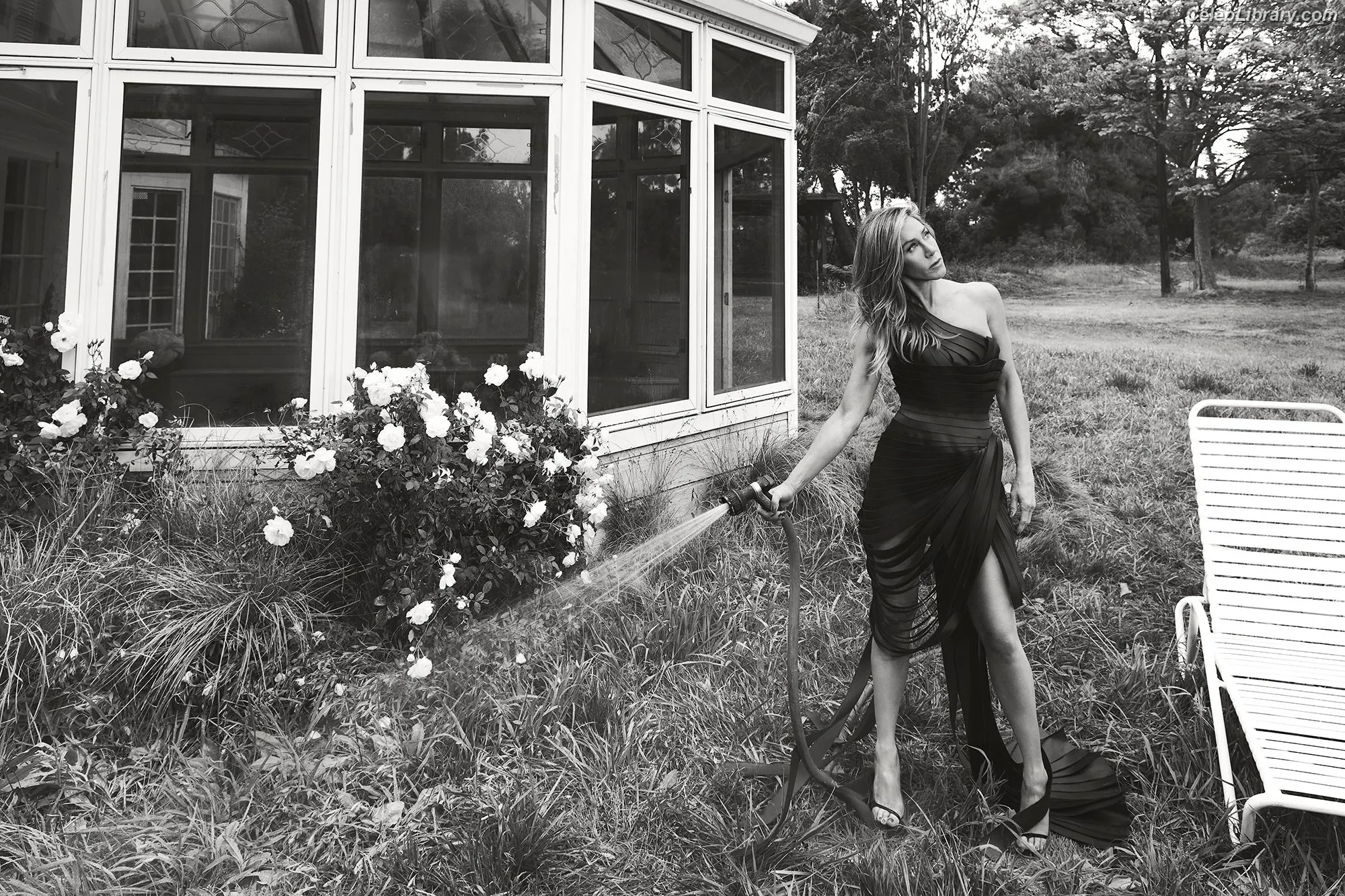Jennifer Aniston photo 8 of 474