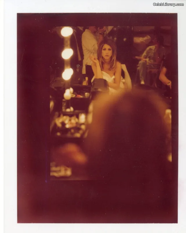 Jennifer Aniston photo 15 of 455