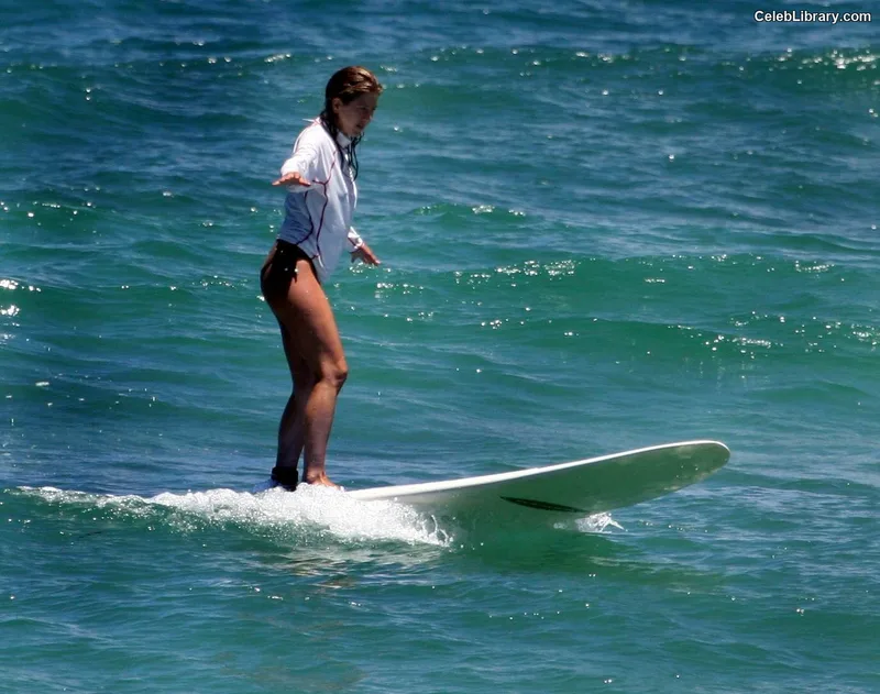 Jennifer Aniston photo 23 of 455