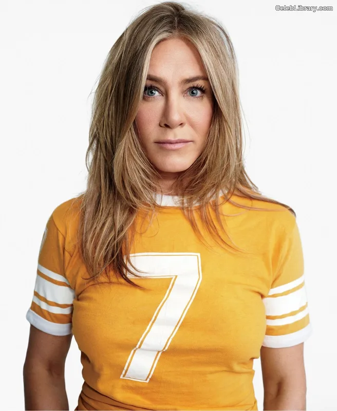Jennifer Aniston photo 13 of 455