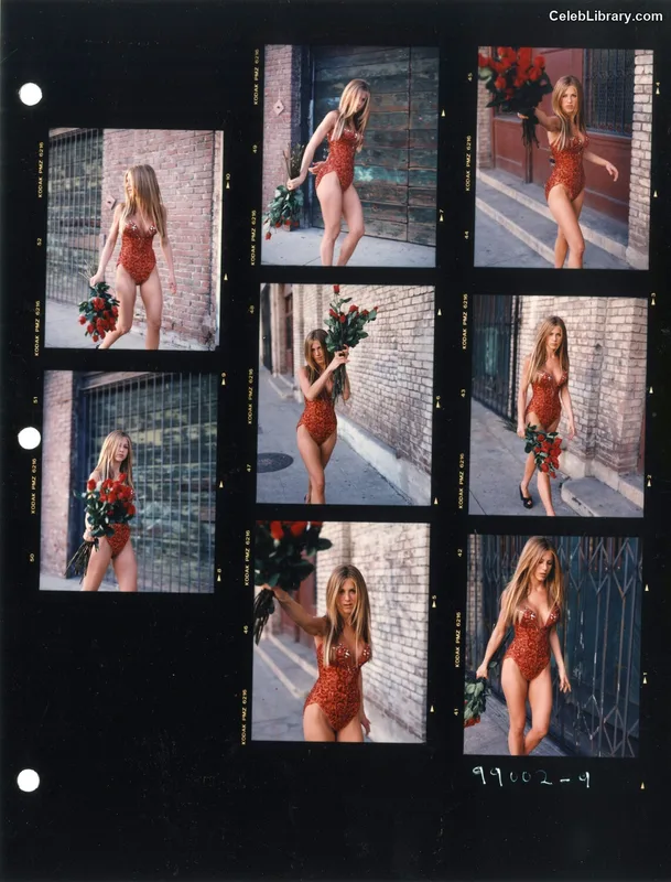 Jennifer Aniston photo 23 of 455