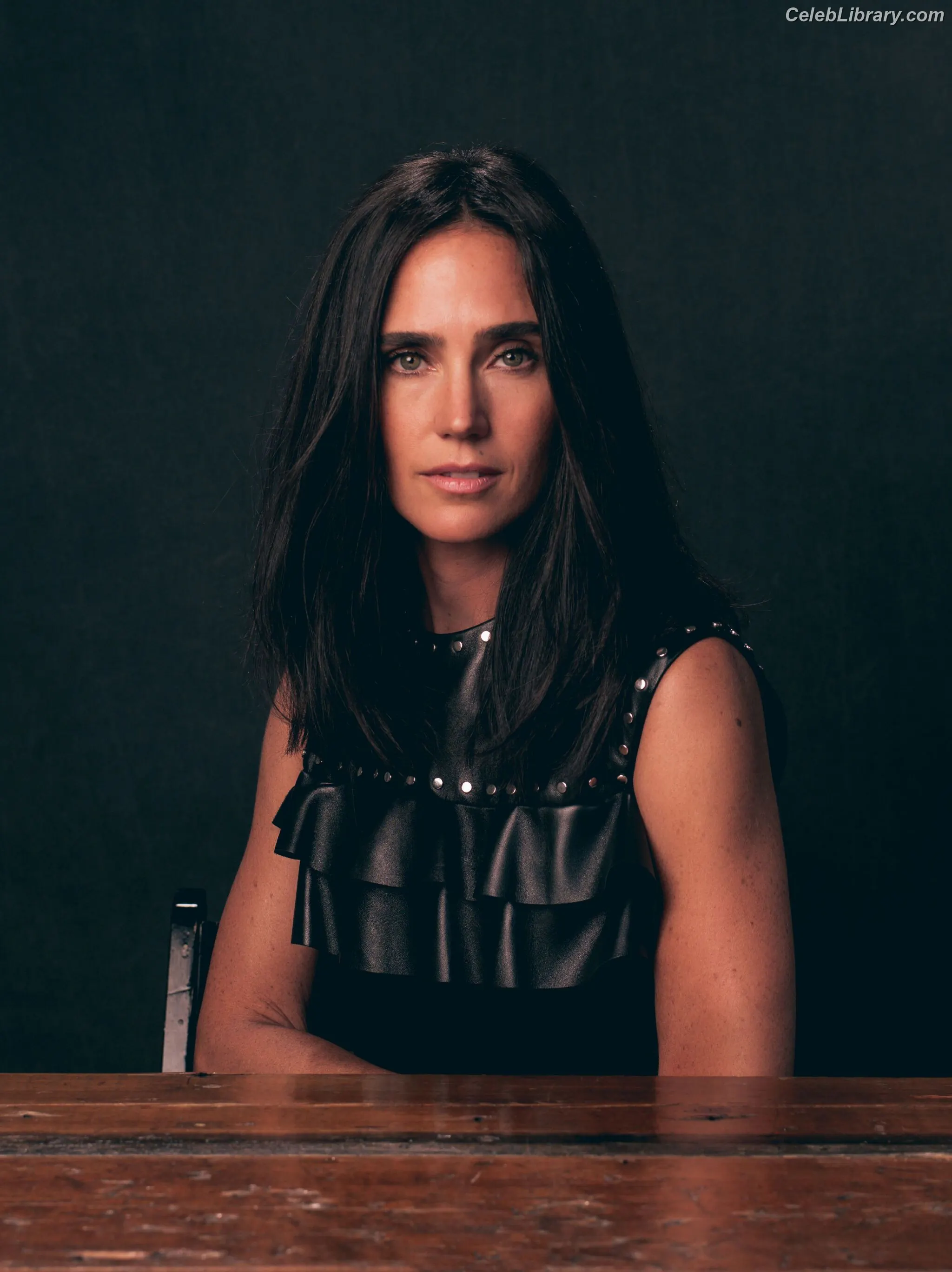 Jennifer Connelly photo 3 of 441
