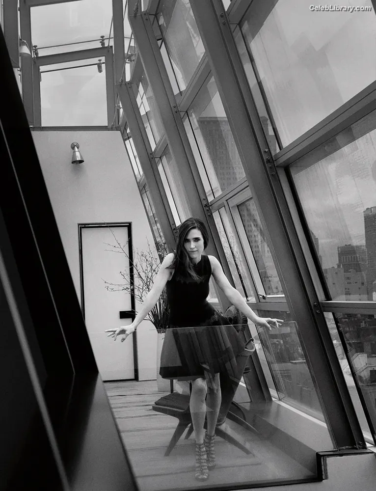 Jennifer Connelly photo 8 of 441